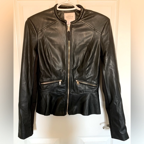 🐶 Zara pleather vegan jacket, XS black - Picture 1 of 2